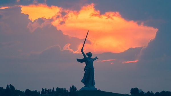 Монумент Родина-мать зовет! на Мамаевом кургане в Волгограде - Sputnik Аҧсны