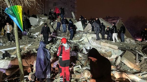 Землетрясение магнитудой 7,5 произошло в Турции  - Sputnik Абхазия