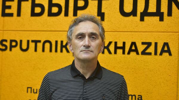Политолог о заявлении Зурабишвили о Южной Осетии и Абхазии: не будет иметь последствия  - Sputnik Абхазия
