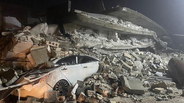 Разрушения после землетрясения в сирийском Азмарине  - Sputnik Абхазия