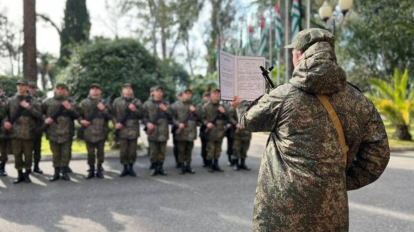 Новобранцы ГСО РА приняли присягу на верность Родине  - Sputnik Абхазия