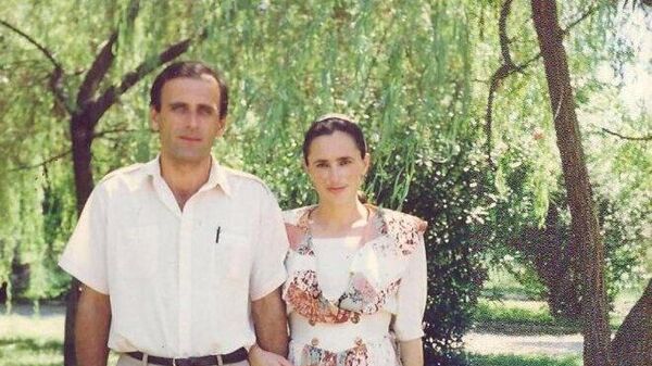 Елеонора Когониа с супругом Анзором Гугипа  - Sputnik Абхазия