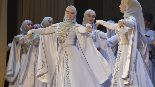 Дни чеченской культуры в Абхазии завершились выступлением Вайнаха - Sputnik Абхазия