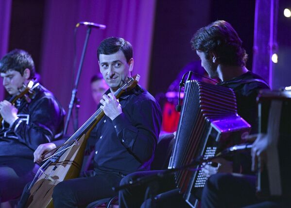 В оркестре играют выпускники и студенты Государственного училища культуры. - Sputnik Абхазия