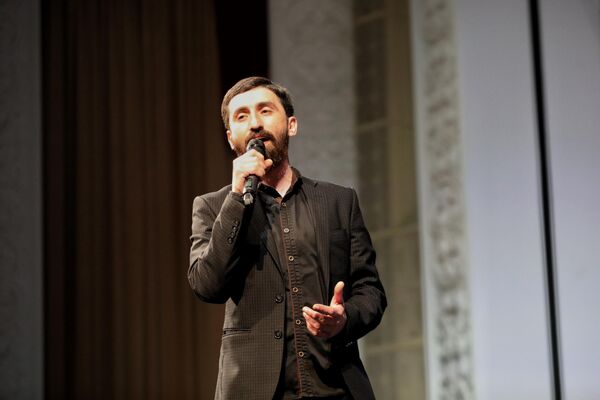 Певцы абхазской эстрады также порадовали зрителей своими выступлениями. - Sputnik Абхазия