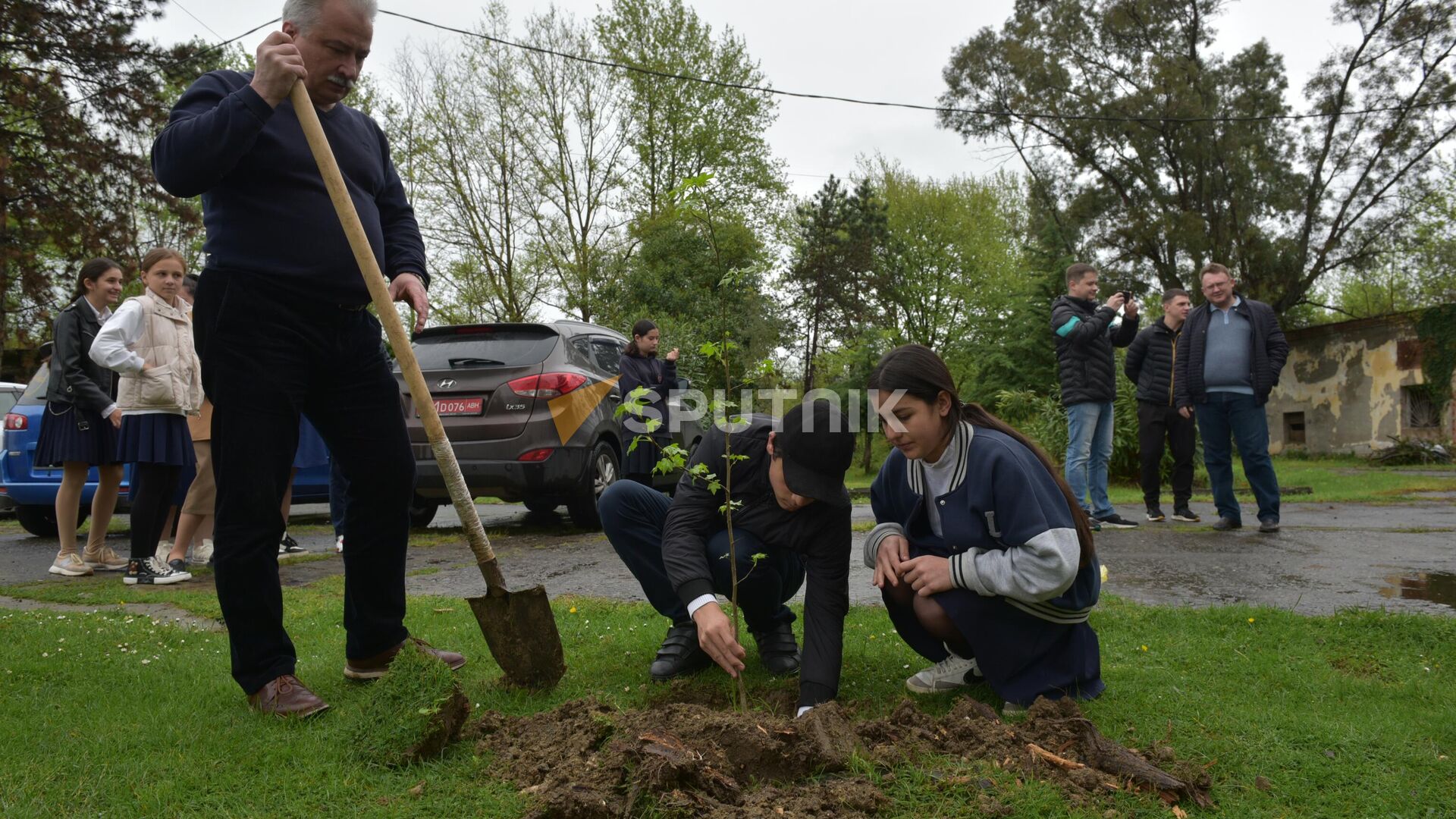 Международная акция Сад памяти в селе Эшера - Sputnik Аҧсны, 1920, 17.03.2026