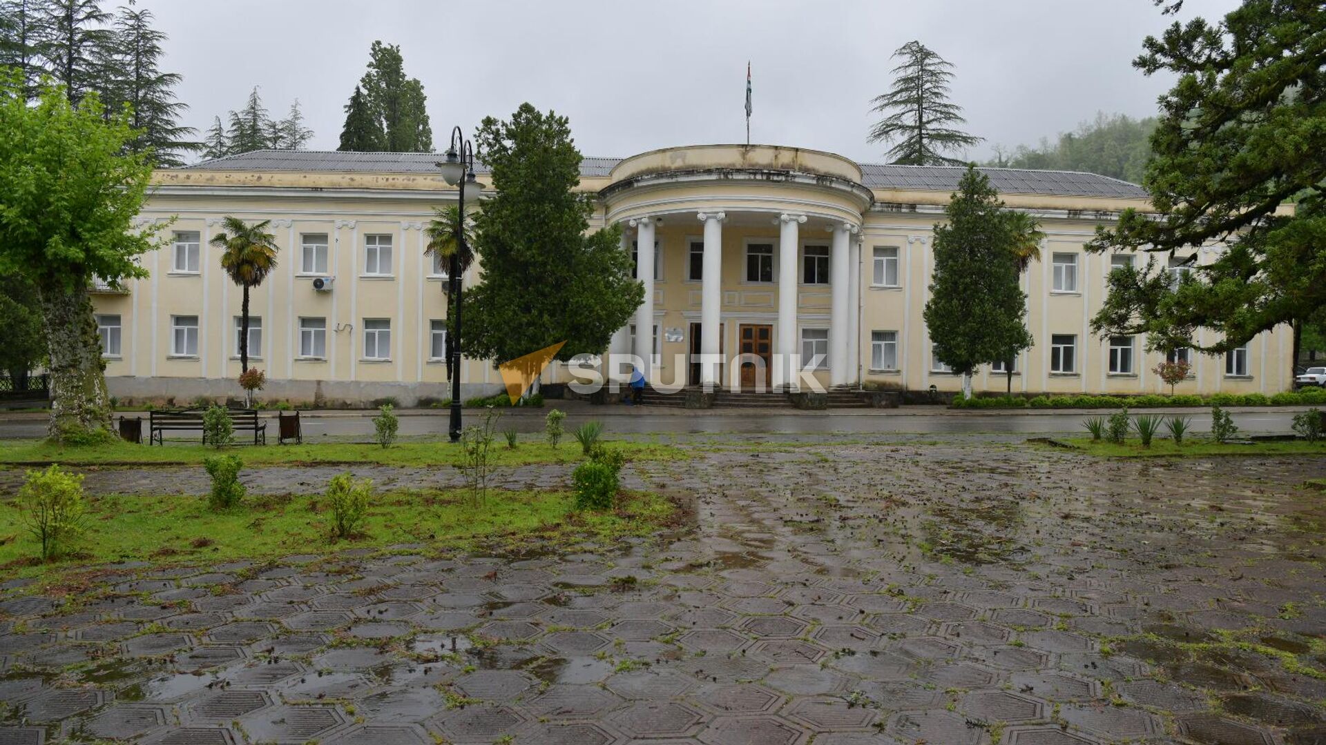 Здание Администрации города Ткварчал  - Sputnik Аҧсны, 1920, 07.10.2025