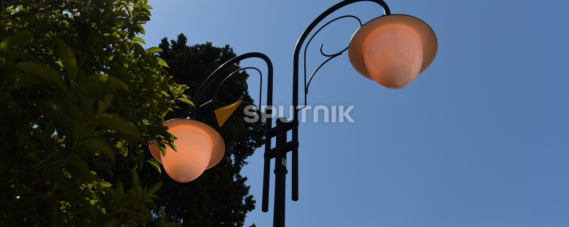 Уличные фонари  - Sputnik Абхазия, 1920, 14.07.2023