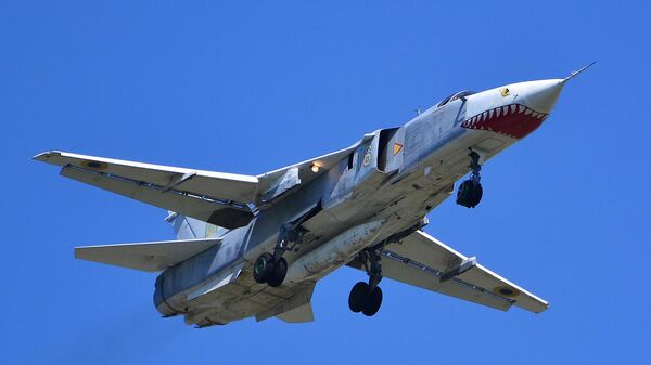 Самолет Су-24МР украинских ВВС - Sputnik Аҧсны