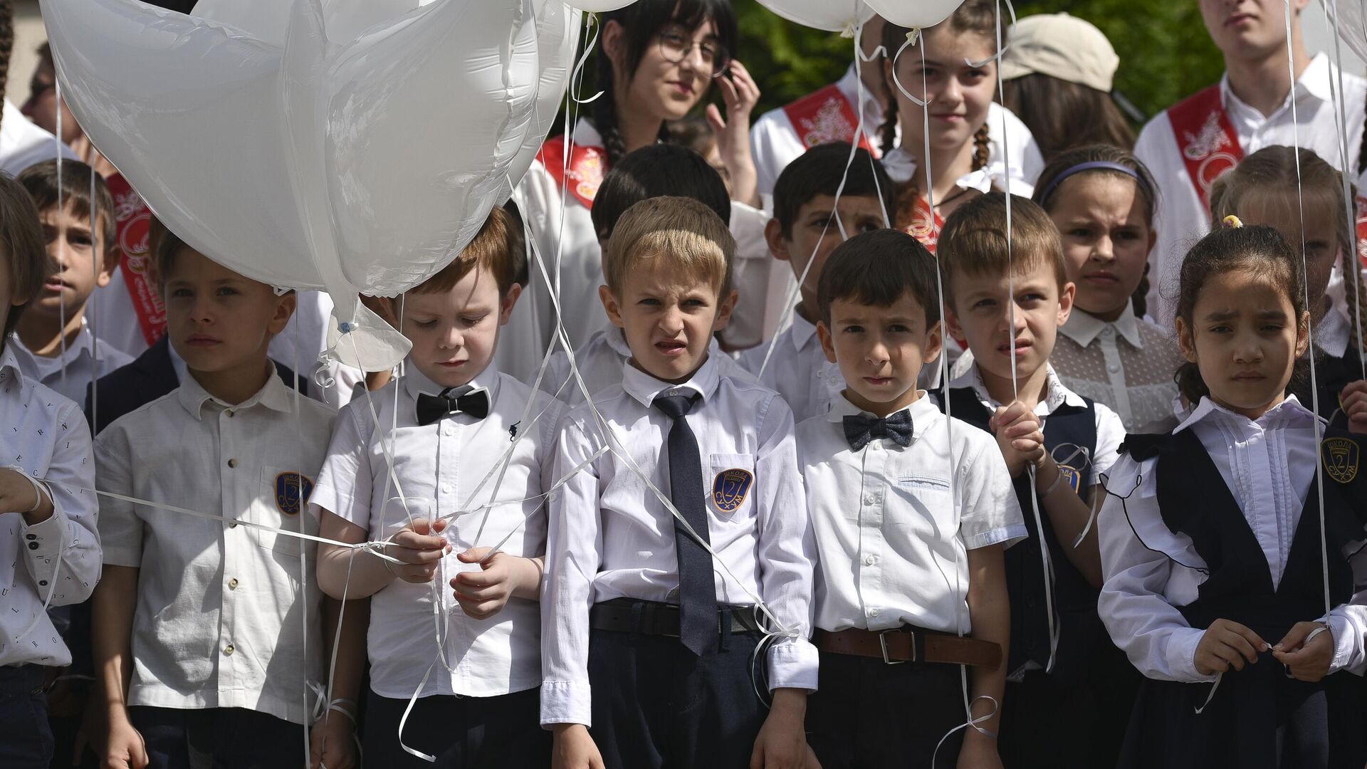 Последний звонок во второй средней школе Последний звонок во второй средней школе - Sputnik Абхазия, 1920, 16.02.2026