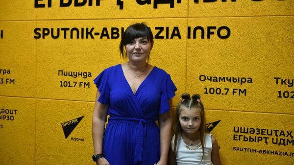 Такие обстоятельства: Песчаная о том, как после эвакуации из Донецка осталась в Абхазию - Sputnik Абхазия