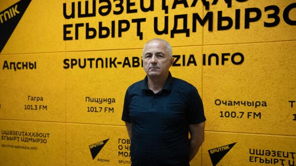 Посредник: Джопуа о посевной кампании, госпрограмме и инвестициях в сельское хозяйство   - Sputnik Абхазия