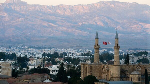 Вид на Никосию. Данная часть города является территорией частично признанного государства Турецкая республика Северного Кипра. - Sputnik Абхазия