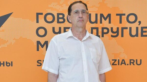 Такие обстоятельства: Кецба о референдуме в Абхазии и праве инициирования  - Sputnik Абхазия