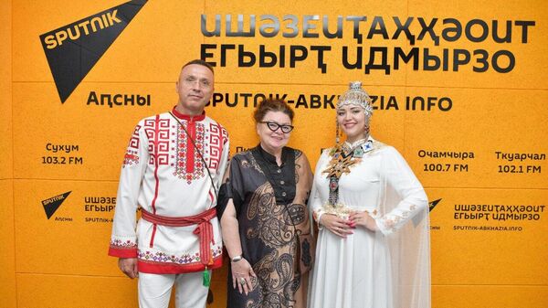 Такие обстоятельства: участники фестиваля «Алтын Майдан» о концертах в Абхазии - Sputnik Абхазия