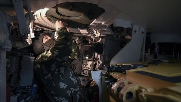 Подготовка экипажей танков Т-90 Прорыв - Sputnik Абхазия