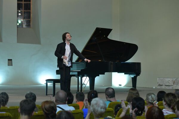I музыкальный международный фестиваль открылся в Пицунде - Sputnik Абхазия