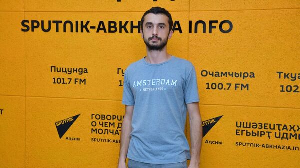 Такие обстоятельства: Джинджолия о проекте Система поддерживающего кураторства  ФАПов - Sputnik Абхазия