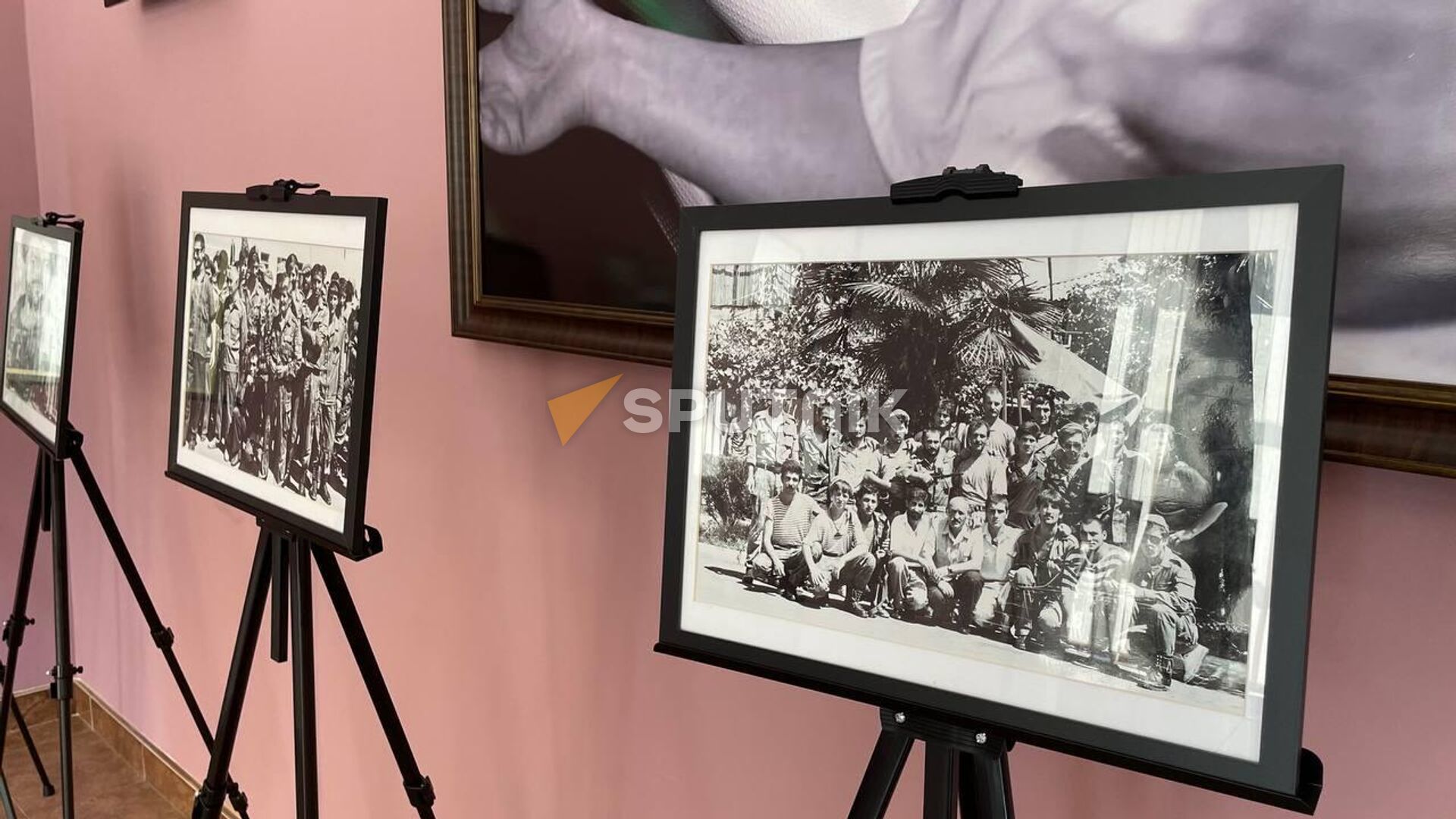 Открылась фотовыставка в память павших добровольцев в Отечественной войне народа Абхазии - Sputnik Абхазия, 1920, 14.08.2023