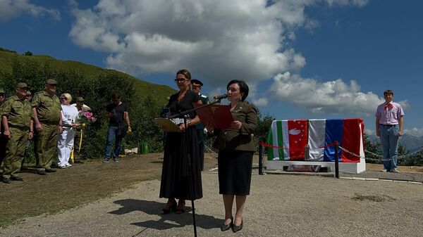Открытие памятника на перевале Пыв - Sputnik Абхазия