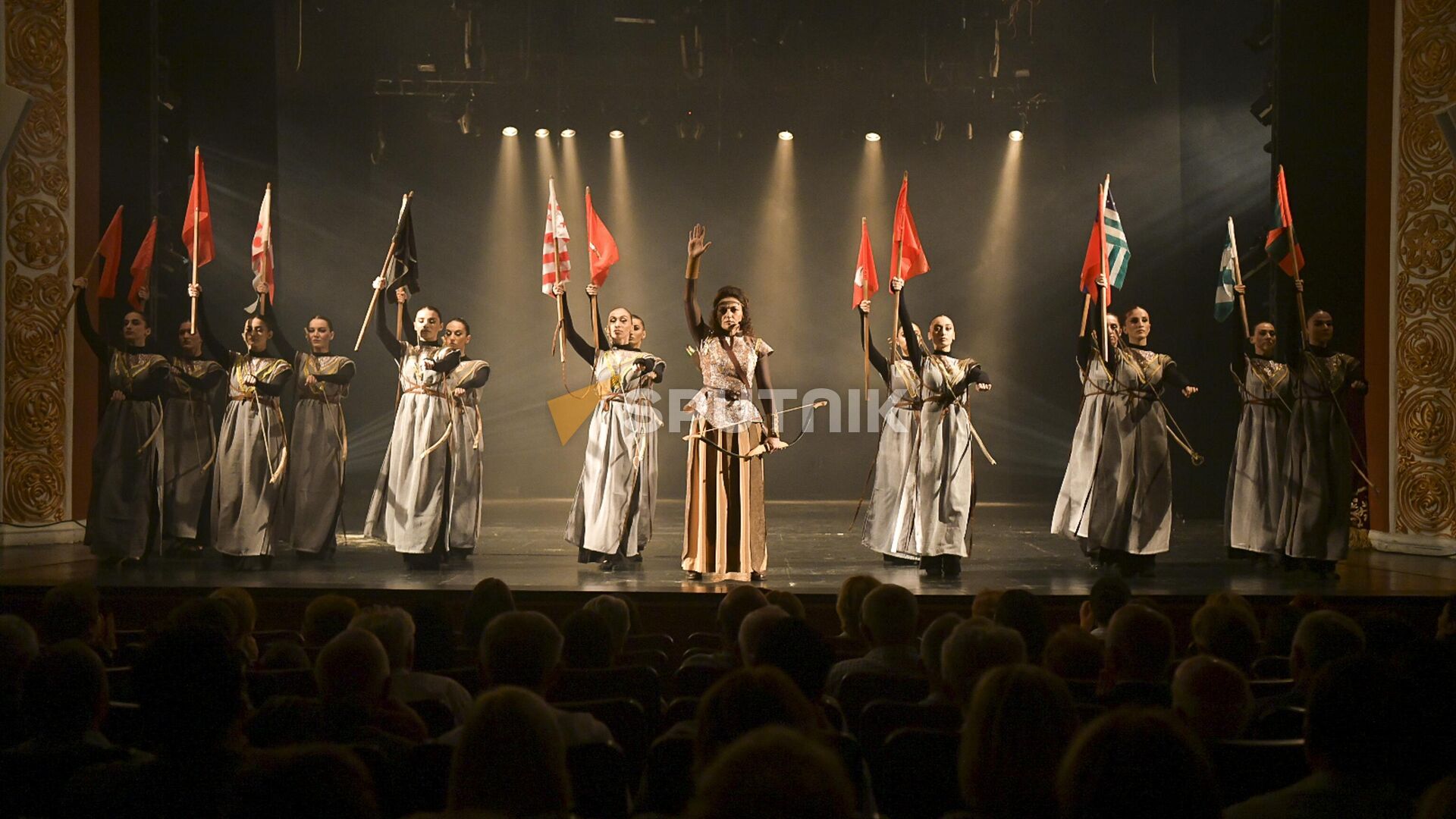 Спектакль Золотое руно в абхазском драмтеатре  - Sputnik Аҧсны, 1920, 29.11.2025