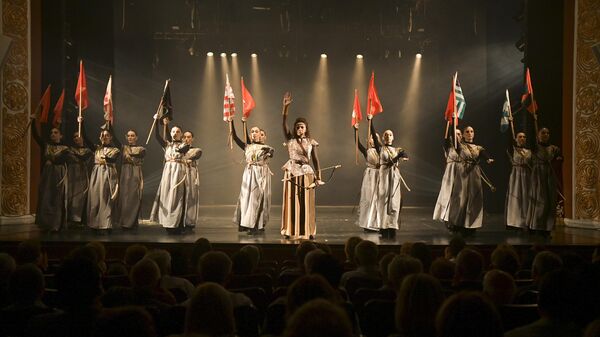 Спектакль Золотое руно в абхазском драмтеатре  - Sputnik Аҧсны