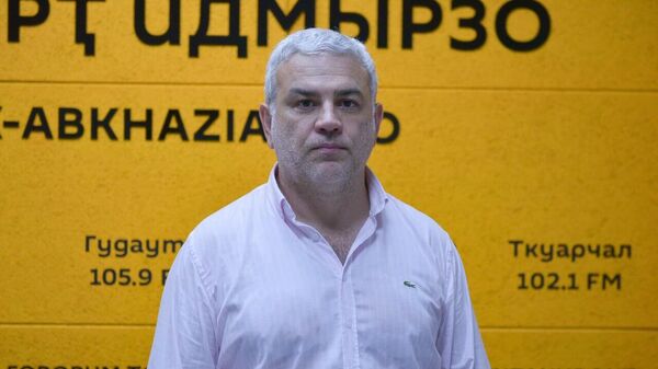 Гражданин и начальник: Хазириши о возможностях Абхазской железной дороги - Sputnik Абхазия