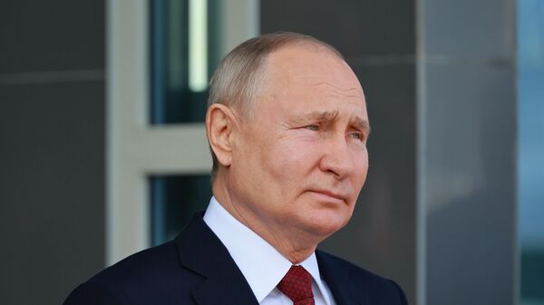 Президент РФ В. Путин посетил космодром Восточный и встретился с лидером КНДР Ким Чен Ыном - Sputnik Аҧсны