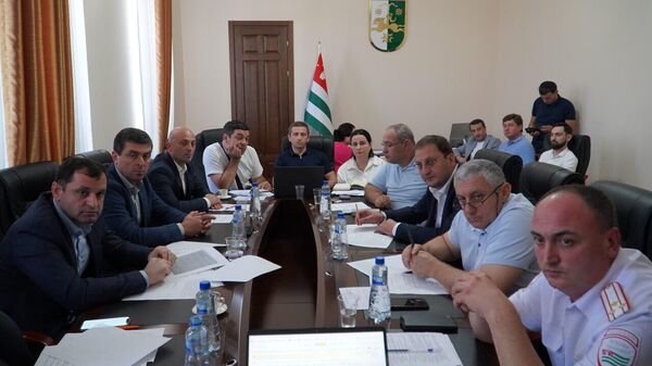 Cостоялось заседание Комитета Народного Собрания – Парламента Республики Абхазия по государственно-правовой политике - Sputnik Аҧсны