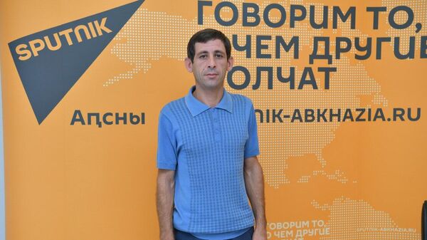 Такие обстоятельства: Ачба о ходе реализации проектов по госпрограмме на 2023 год   - Sputnik Абхазия