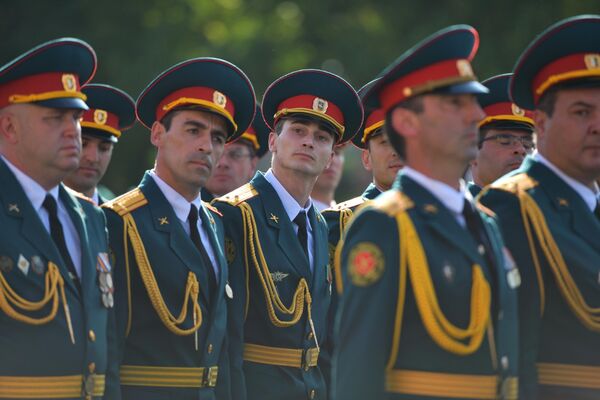 По информации Минобороны Абхазии, в параде Победы задействовано около 1500 человек. - Sputnik Абхазия