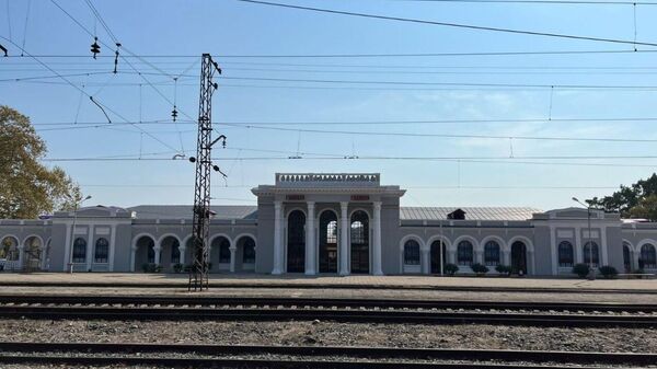 Завершены восстановительные работы на Сухумском и Гудаутском вокзалах - Sputnik Аҧсны