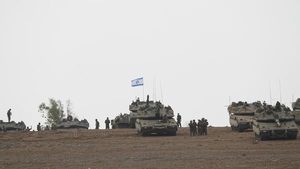Израильские солдаты на плацдарме недалеко от израильской границы с сектором Газа - Sputnik Абхазия