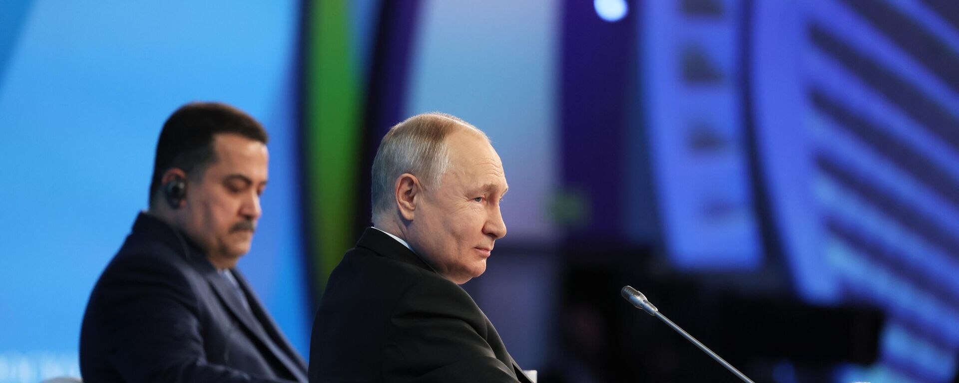 Президент РФ В. Путин выступил на пленарном заседании форума РЭН-2023 - Sputnik Абхазия, 1920, 11.10.2023
