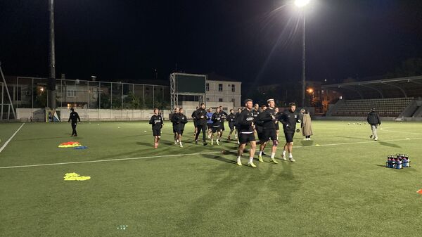 Команда Медиалиги ФК 10 провела тренировку в преддверии матча с Апсны  - Sputnik Абхазия