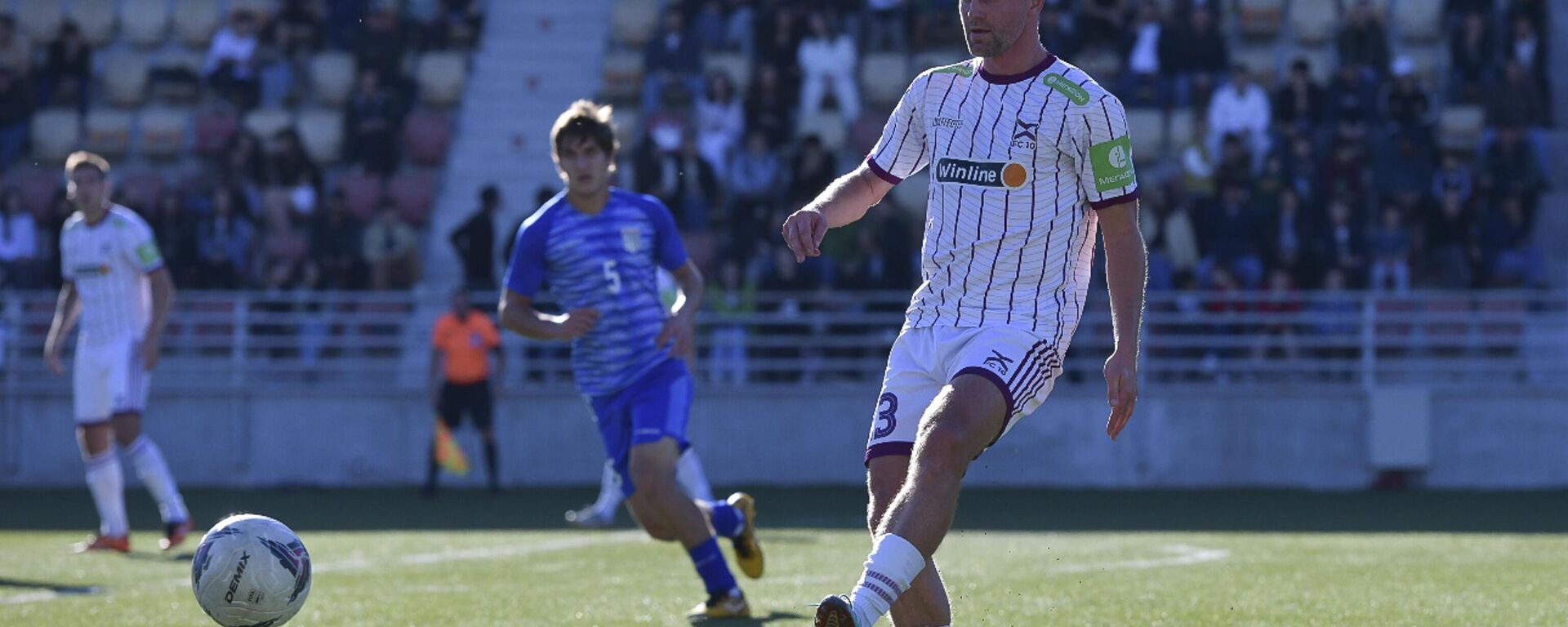 Футбольный шоу-матч между ФК 10 и Апсны  - Sputnik Абхазия, 1920, 07.08.2025