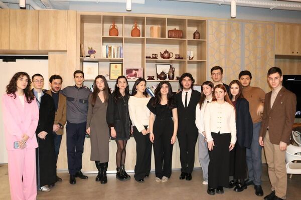 Союз творческой молодежи Абхазии возобновил работу в Москве - Sputnik Абхазия