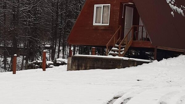 Зима пришла: первый снег выпал на Ауадхаре - Sputnik Абхазия