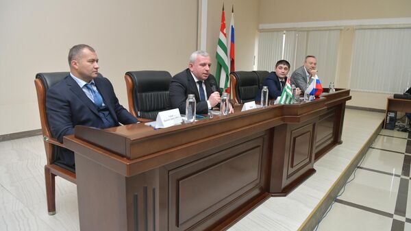 Заседание представителей туристического сообщества Абхазии и России - Sputnik Абхазия