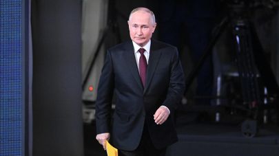 "Прямая линия" и большая пресс-конференция президента РФ В. Путина
