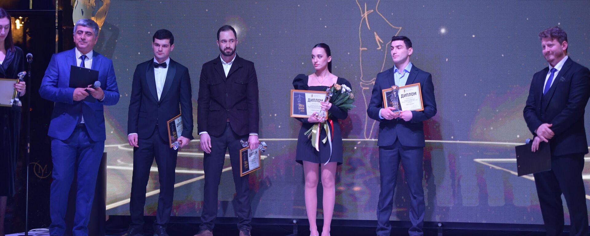 Финал конкурса Молодой лидер  - Sputnik Абхазия, 1920, 25.12.2023