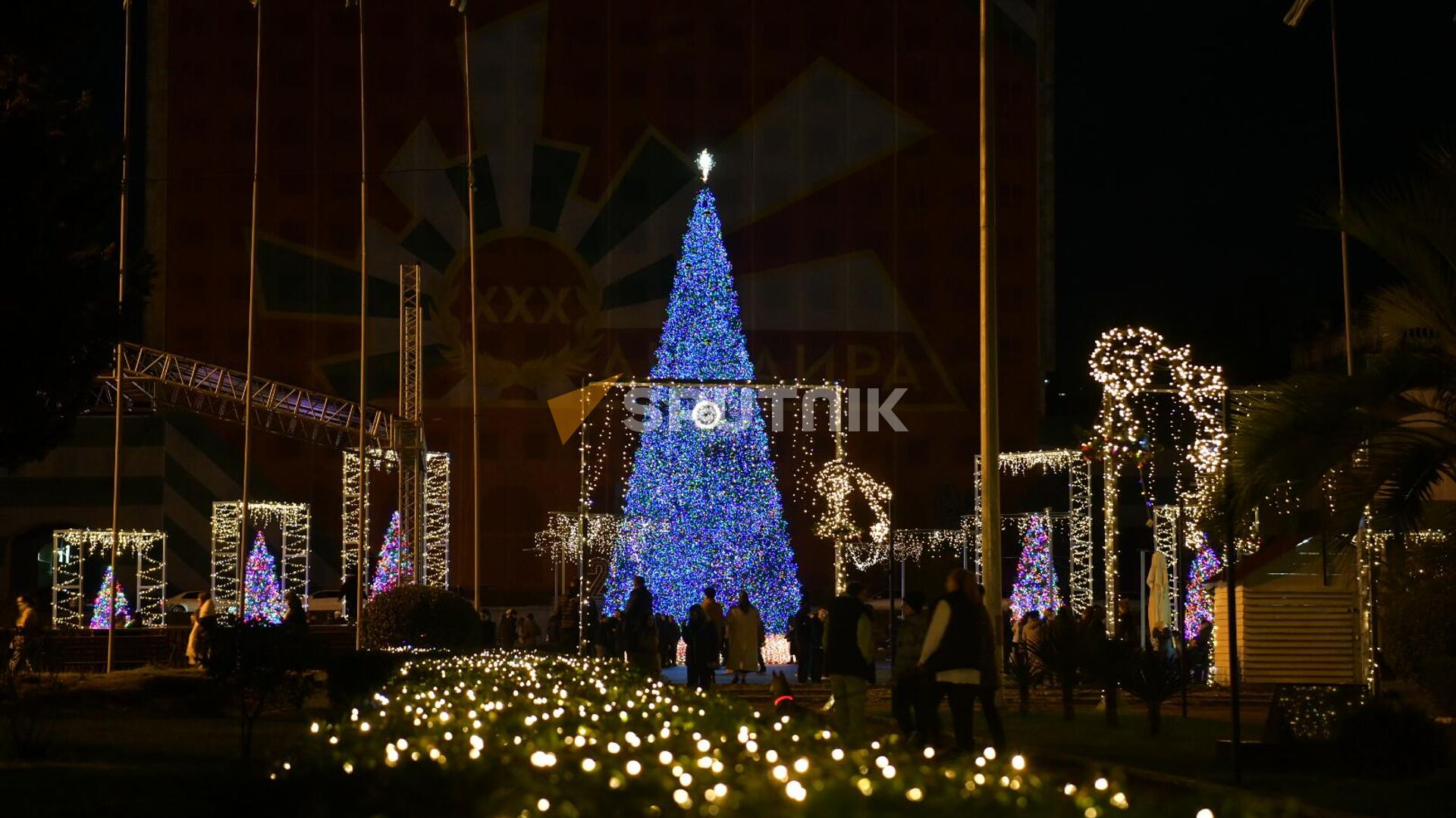 Новый год в столице  - Sputnik Абхазия, 1920, 31.12.2023