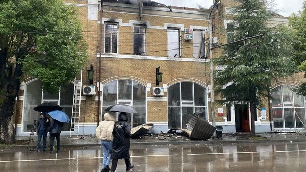 Сакания назвал огромнейшей трагедией пожар в здании ЦВЗ - Sputnik Абхазия