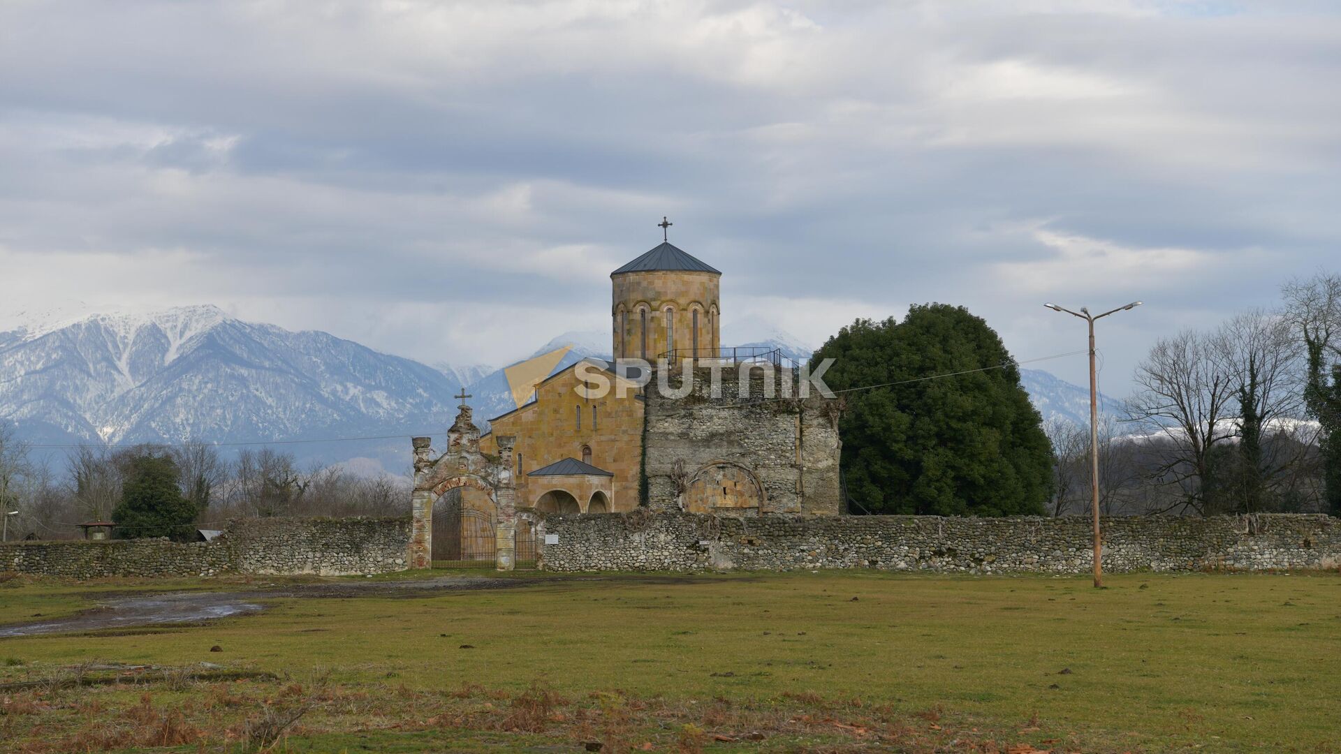 Моквский храм Моквский храм - Sputnik Аҧсны, 1920, 09.12.2025