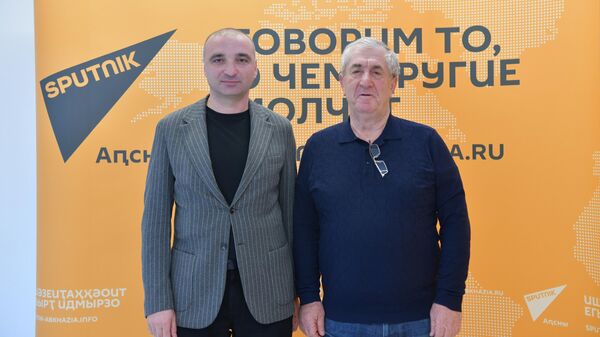 Кобахьиеи Агрбеи Путин америкатәи ажурналист ииҭаз аинтервиу азы ргәаанагара - Sputnik Аҧсны