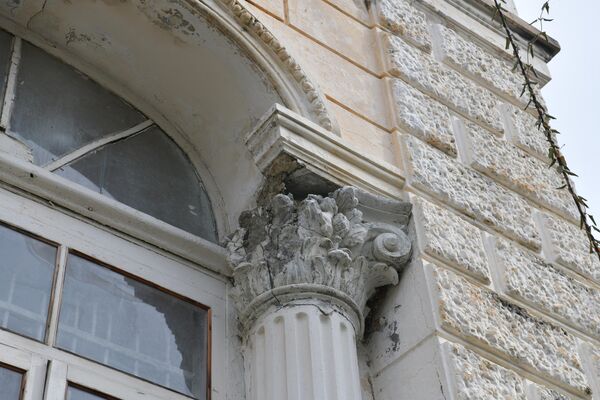 Если не приложить усилия по восстановлению здания в ближайшее время, многое будет утеряно безвозвратно. - Sputnik Абхазия