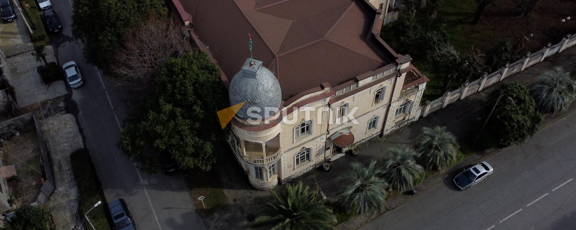 Здание Абхазского института гуманитарных - Sputnik Абхазия, 1920, 20.02.2024