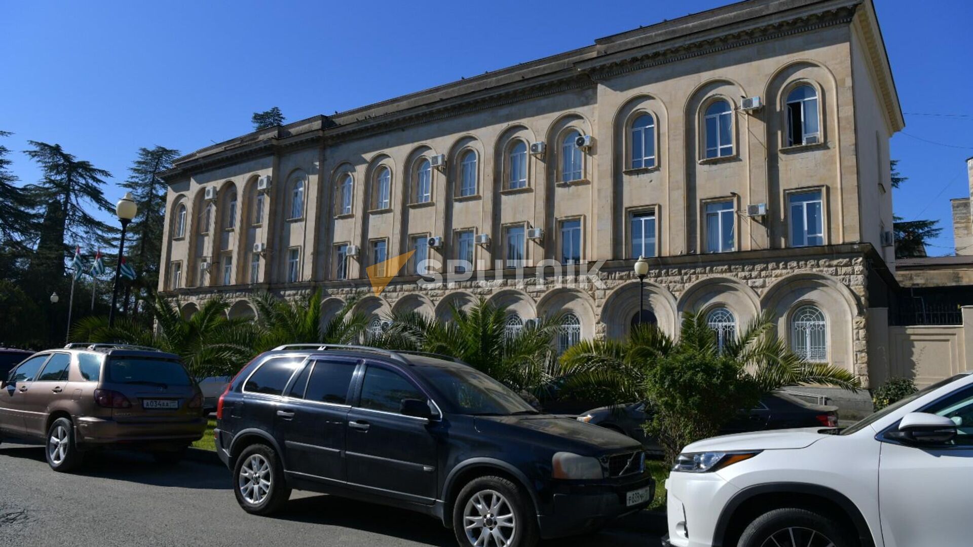 Здание Парламента Абхазии - Sputnik Абхазия, 1920, 28.02.2024