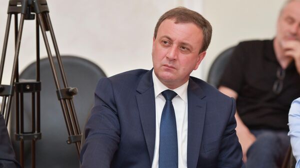 Посредник: Делба о бюджете Абхазии  - Sputnik Абхазия