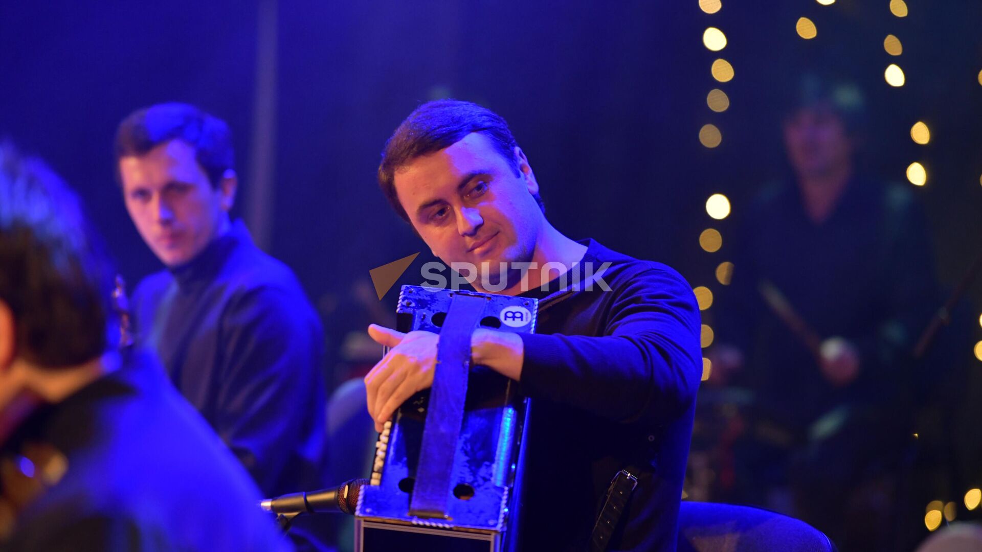 Оркестр народных инструментов имени Отара Хунцария выступил с отчетным концертом  - Sputnik Аҧсны, 1920, 28.11.2025